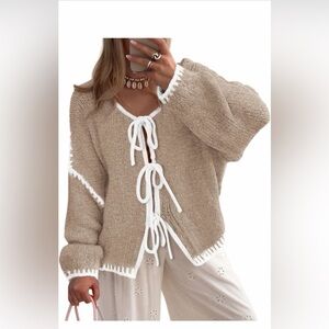 🆕Women's Sweater with Bow Details